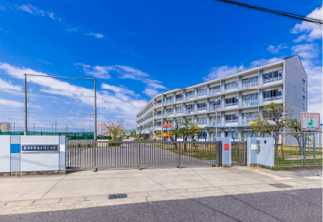 市立出川小学校